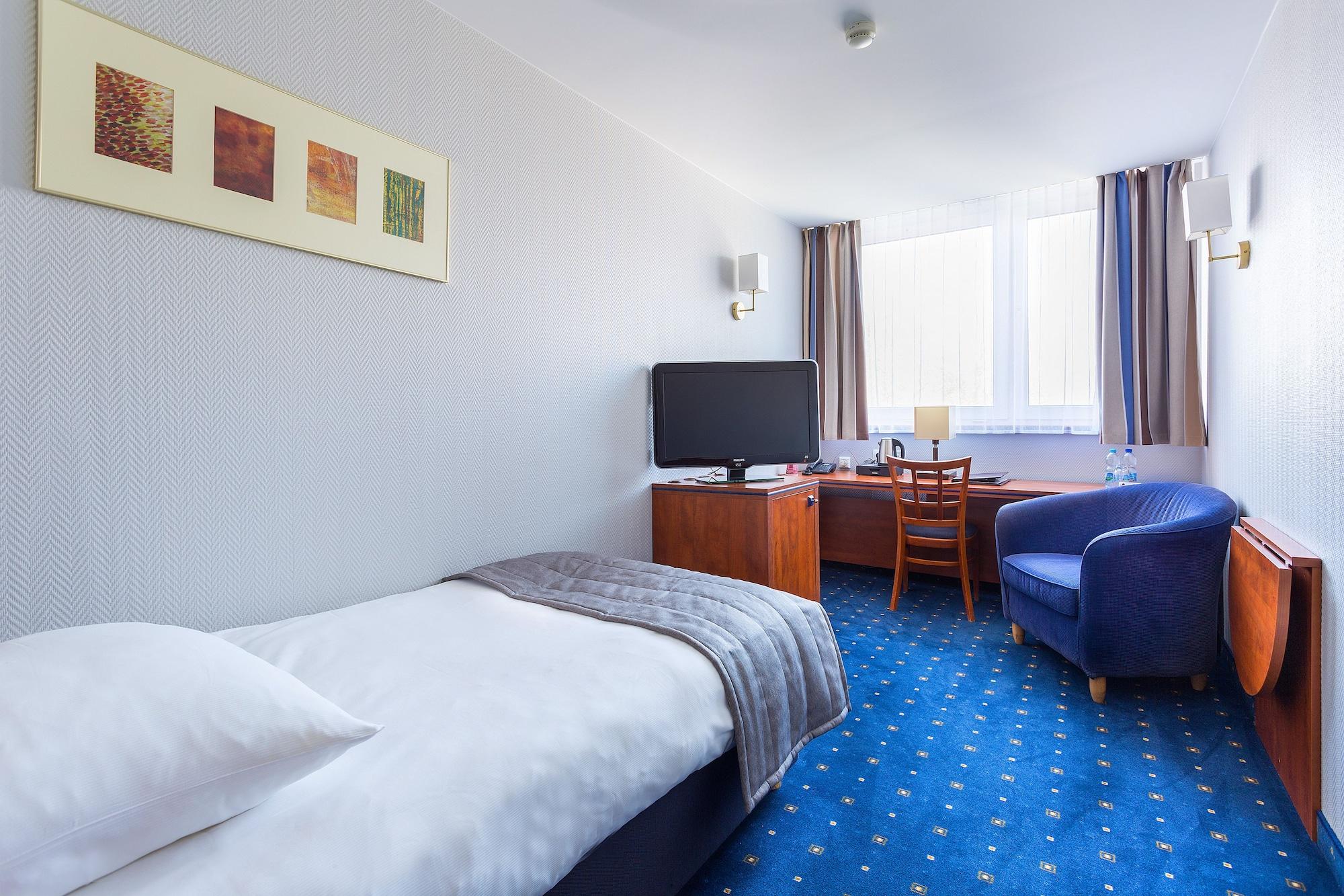 Qubus Hotel Legnica Ngoại thất bức ảnh